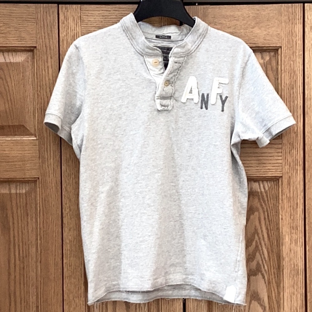 Abercombie & Fitch Muscle Grey Polo style Cotton Short sleeve shirt. Men’s LG
